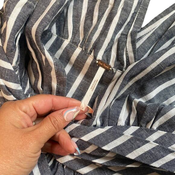 Free People Your Song Gray & White Striped Sleeveless Peplum Top Size 2 - Picture 4 of 7